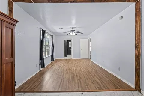 Living - 21201 Montgomery Dr, Mcloud, OK 74851 photo 6 of 6