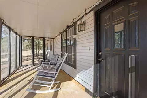 Exterior - 21201 Montgomery Dr, Mcloud, OK 74851 photo 3 of 6