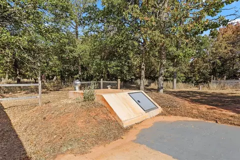 Other - 21201 Montgomery Dr, Mcloud, OK 74851 photo 4 of 6