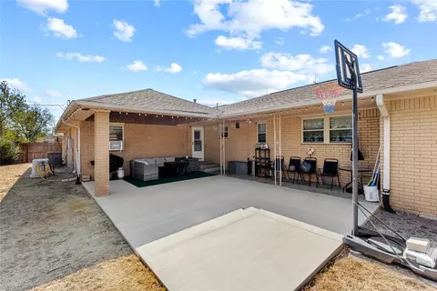 Exterior - 308 Williams St, Okeene, OK 73763 photo 2 of 7