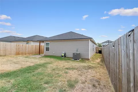 Exterior - 1225 Corner Brook Dr, Purcell, OK 73080 photo 4 of 5