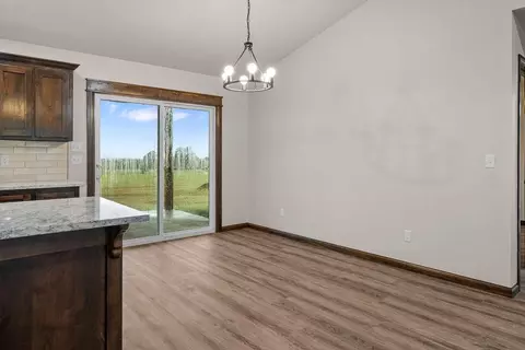Dining - 5374 Turning Point Ln, Davis, OK 73030 photo 2 of 2