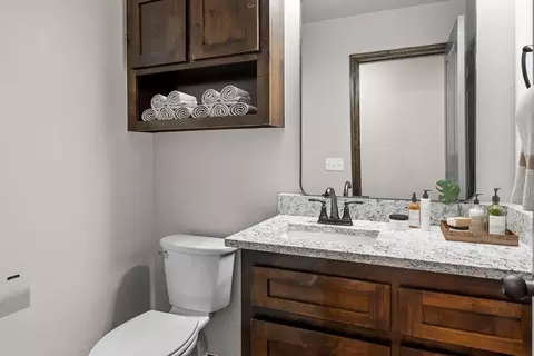 Bath - 5374 Turning Point Ln, Davis, OK 73030 photo 3 of 3