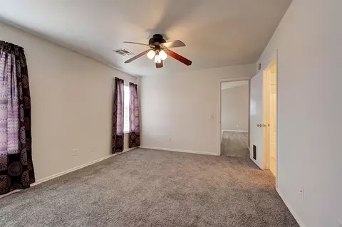 Bedroom - 1209 Briar Patch Way, Norman, OK 73071 photo 2 of 7