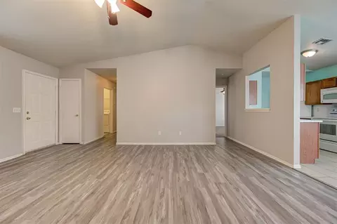 Living - 1209 Briar Patch Way, Norman, OK 73071 photo 5 of 7