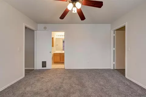 Bedroom - 1209 Briar Patch Way, Norman, OK 73071 photo 3 of 7