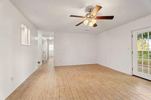 Living - 3805 N Eagle Ln, Bethany, OK 73008 photo 7 of 7