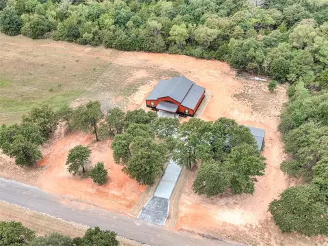 View/Area - 14 Hackney Dr, Mcloud, OK 74851 photo 2 of 5