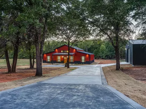Exterior - 14 Hackney Dr, Mcloud, OK 74851 photo 3 of 7