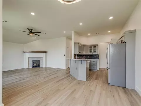 24 SW 132nd St, Oklahoma City, OK 73170
