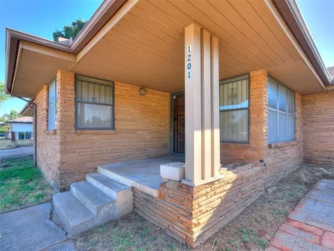 1201 NE 45th St, Oklahoma City, OK 73111
