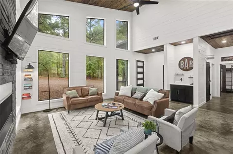 Living - 125 Bear Cedar Trl, Broken Bow, OK 74728 photo 1 of 2