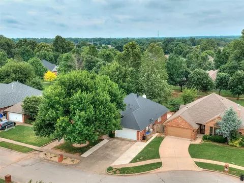 View/Area - 4932 Baker St, Norman, OK 73072 photo 2 of 11