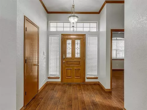 Entry Way - 4932 Baker St, Norman, OK 73072 photo 1 of 1
