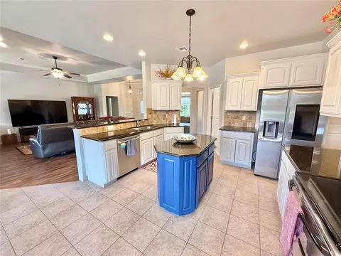 Kitchen - 14635 Waterloo Falls Rd, Arcadia, OK 73007 photo 1 of 9