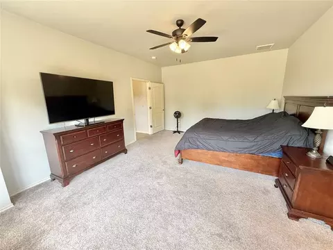 Bedroom - 14635 Waterloo Falls Rd, Arcadia, OK 73007 photo 4 of 7