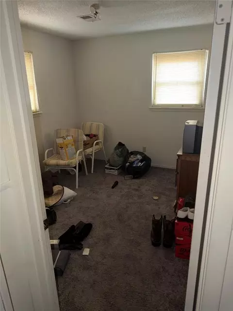 Bedroom - 502 S Noble Ave, Watonga, OK 73772 photo 2 of 3