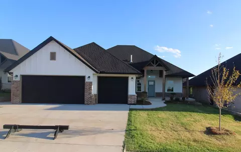 9312 SW 38th St, Oklahoma City, OK 73179