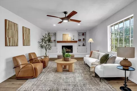 Living - 636 E Lea Ter, Mustang, OK 73064 photo 1 of 2