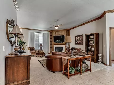 Living - 7903 Scotch Ln, Tuttle, OK 73089 photo 1 of 5