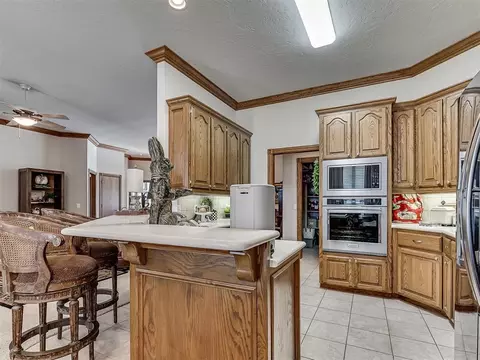 Kitchen - 7903 Scotch Ln, Tuttle, OK 73089 photo 2 of 5