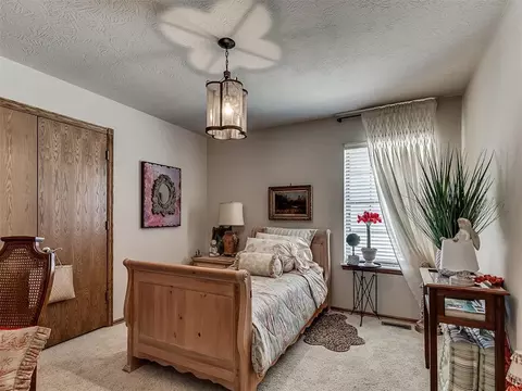 Bedroom - 7903 Scotch Ln, Tuttle, OK 73089 photo 4 of 8