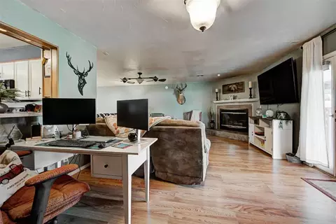 Living - 1073 Harrison St, Harrah, OK 73045 photo 5 of 5