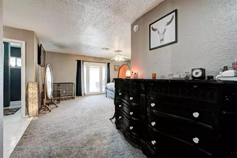 Entry Way - 1073 Harrison St, Harrah, OK 73045 photo 3 of 3