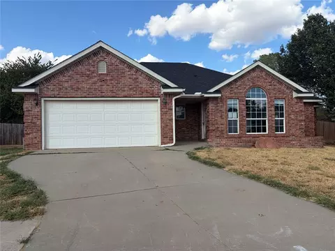 8112 Woodbend Dr, Oklahoma City, OK 73135