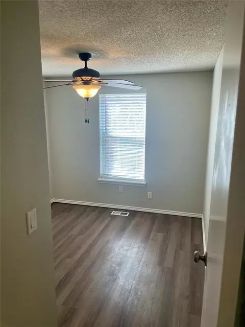 Bedroom - 2137 Goodrich Dr, Moore, OK 73170 photo 3 of 4