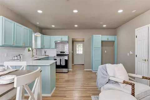 Kitchen - 414 E Perkins Ave, Guthrie, OK 73044 photo 1 of 6