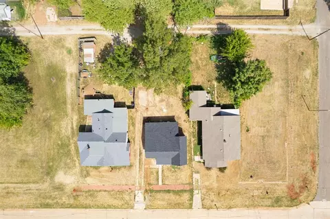View/Area - 414 E Perkins Ave, Guthrie, OK 73044 photo 2 of 2