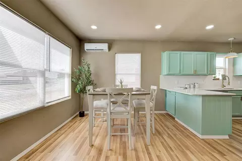 Dining - 414 E Perkins Ave, Guthrie, OK 73044 photo 1 of 2