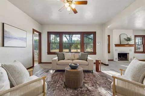 Other - 401 E Van Buren St, Crescent, OK 73028 photo 1 of 8