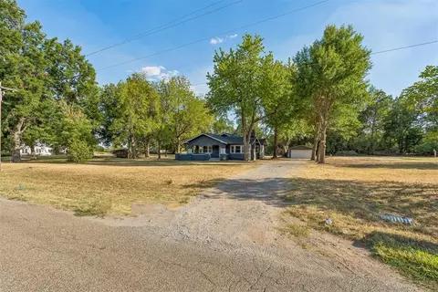 Other - 401 E Van Buren St, Crescent, OK 73028 photo 7 of 8