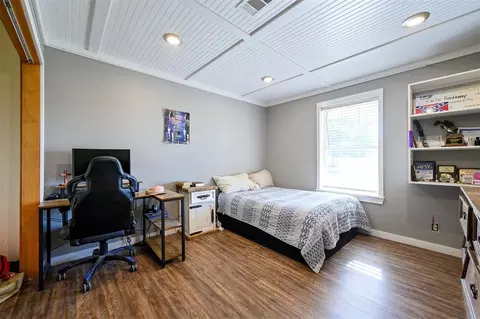 Bedroom - 237 Baggs Hill Ln, Broken Bow, OK 74728 photo 8 of 11