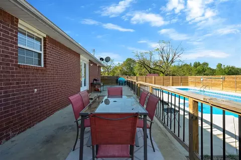 Exterior - 237 Baggs Hill Ln, Broken Bow, OK 74728 photo 3 of 4