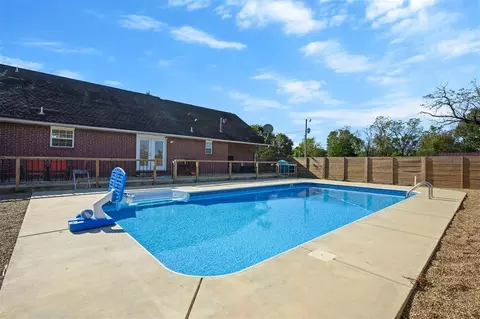 Exterior - 237 Baggs Hill Ln, Broken Bow, OK 74728 photo 2 of 4