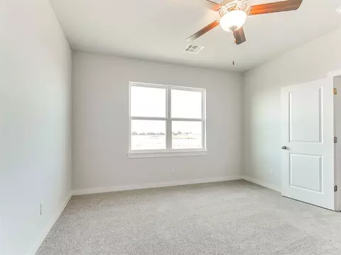 Bedroom - 1713 Oak Way, Tuttle, OK 73089 photo 2 of 5