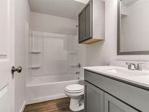 Bath - 1713 Oak Way, Tuttle, OK 73089 photo 5 of 5