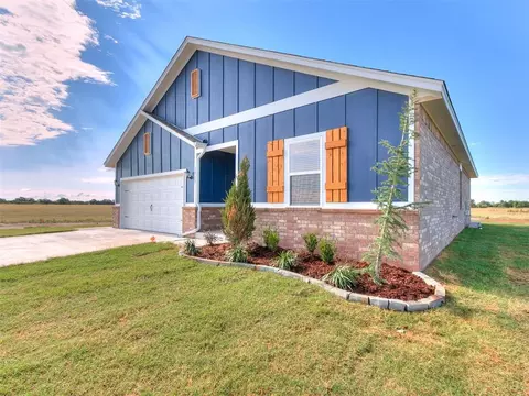 Exterior - 1713 Oak Way, Tuttle, OK 73089 photo 6 of 12