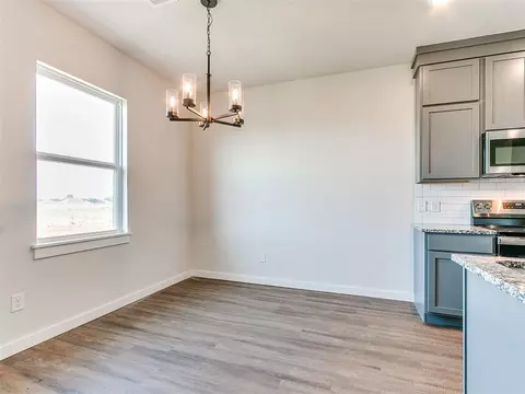 Dining - 1713 Oak Way, Tuttle, OK 73089 photo 1 of 2