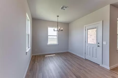 Dining - 1721 Elm Cir, Tuttle, OK 73089 photo 1 of 2