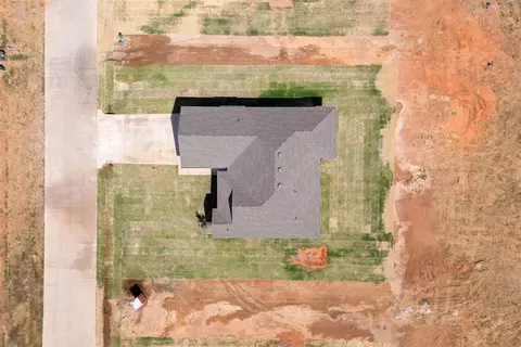 View/Area - 1725 Elm Cir, Tuttle, OK 73089 photo 5 of 7