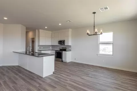 Other - 1725 Elm Cir, Tuttle, OK 73089 photo 1 of 8