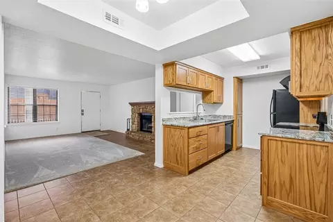 14409 N Pennsylvania Ave #11F, Oklahoma City, OK 73134