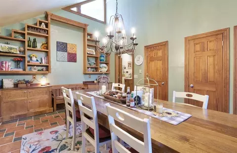 Dining - 20 Florene Dr, Mcloud, OK 74851 photo 2 of 3