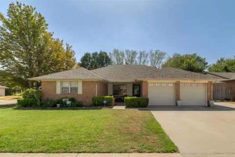 1100 SW 91st St, Oklahoma City, OK 73139