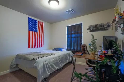 Bedroom - 29273 Spur Cir, Mcloud, OK 74851 photo 7 of 7