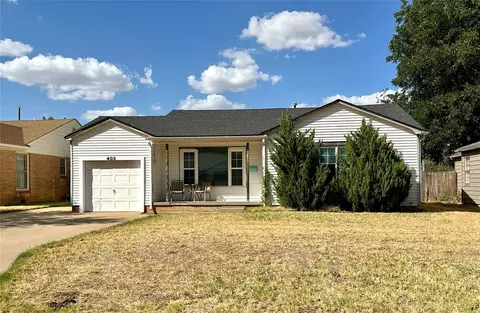 403 Eisenhower Ln, Elk City, OK 73644